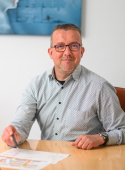  Claus Lösing