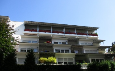 Schöne helle Wohnung mit Balkon!